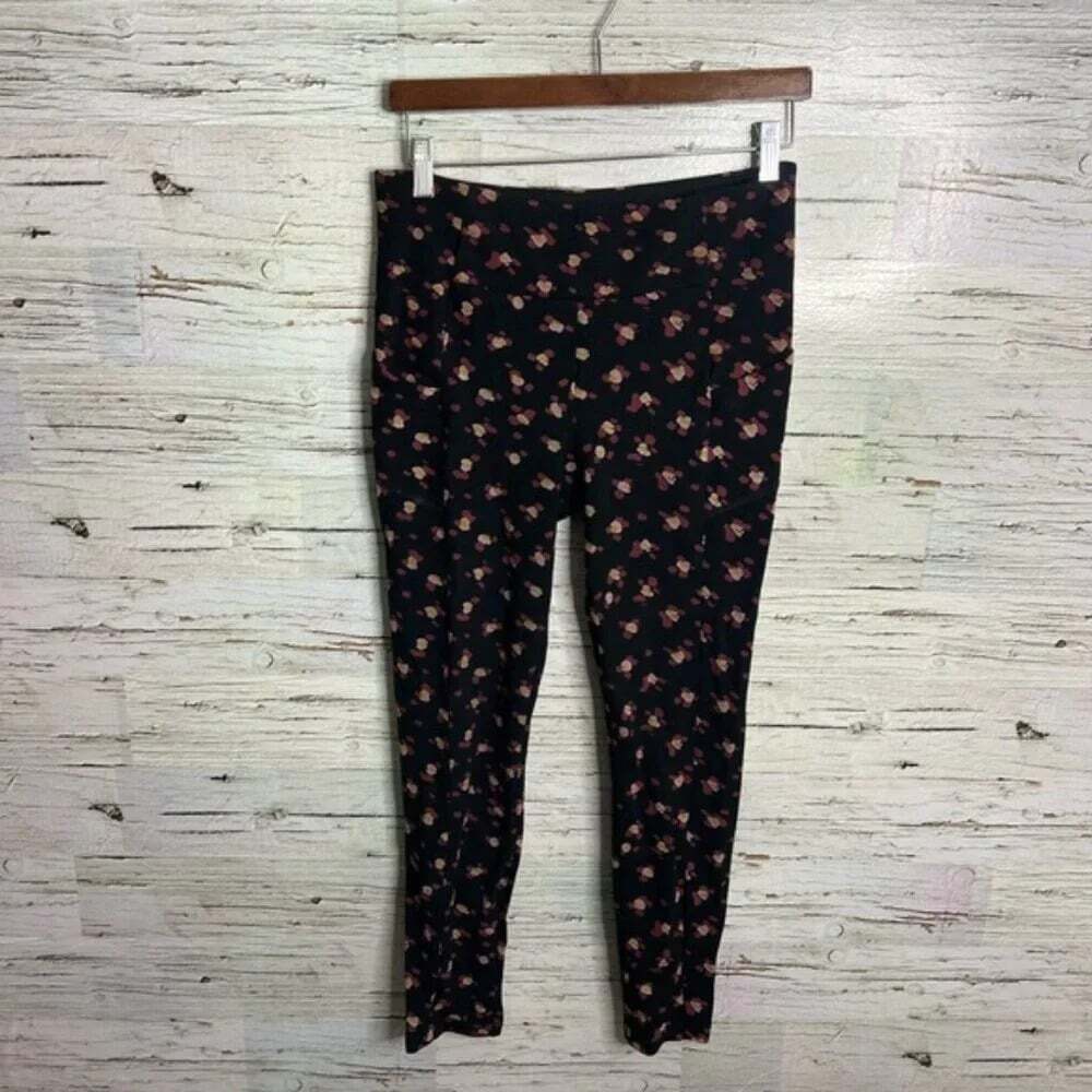 Cabi Printed  Lean Legging #4142 Black Flower Burst size small
